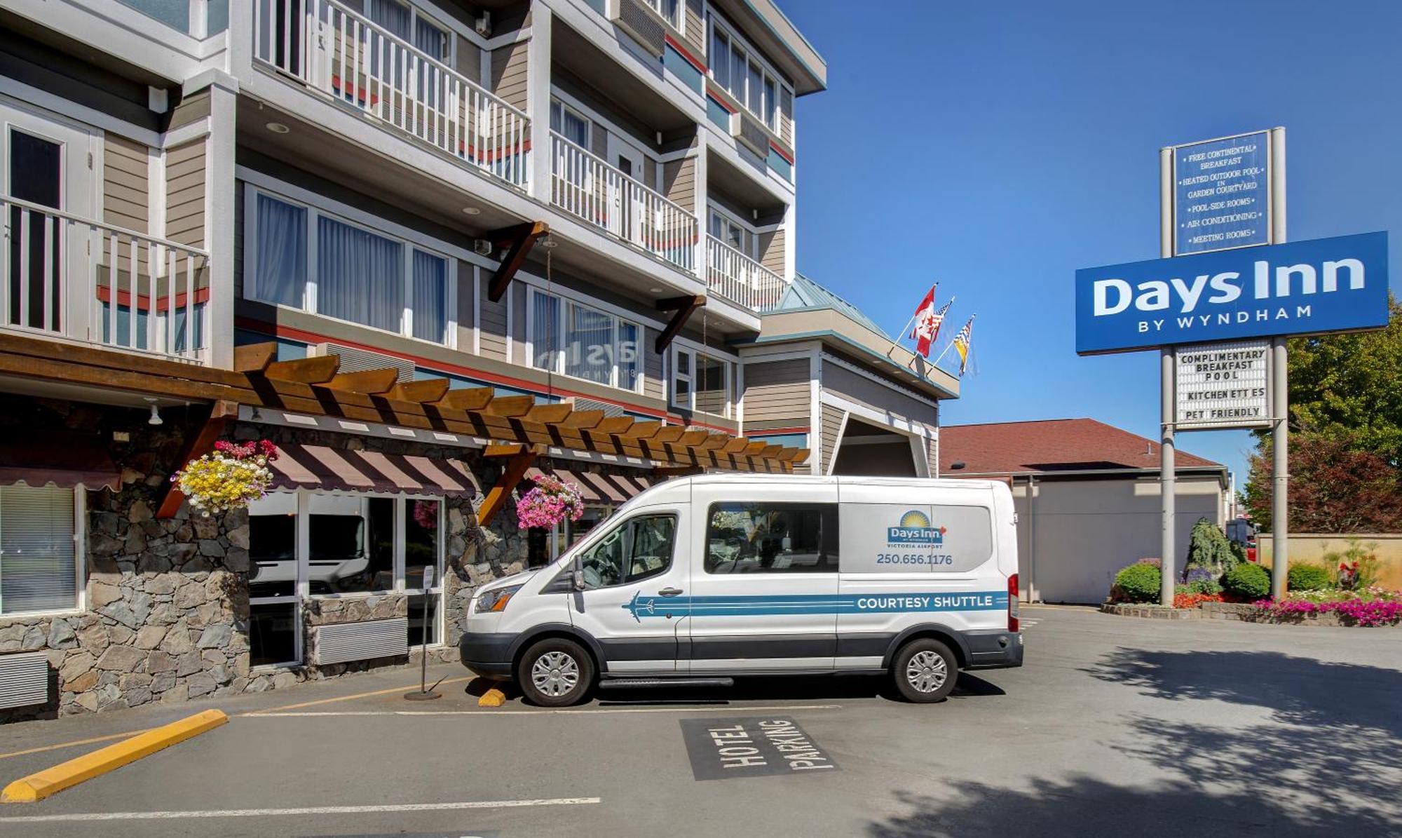 Days By Wyndham Victoria Airport Motel Sidney