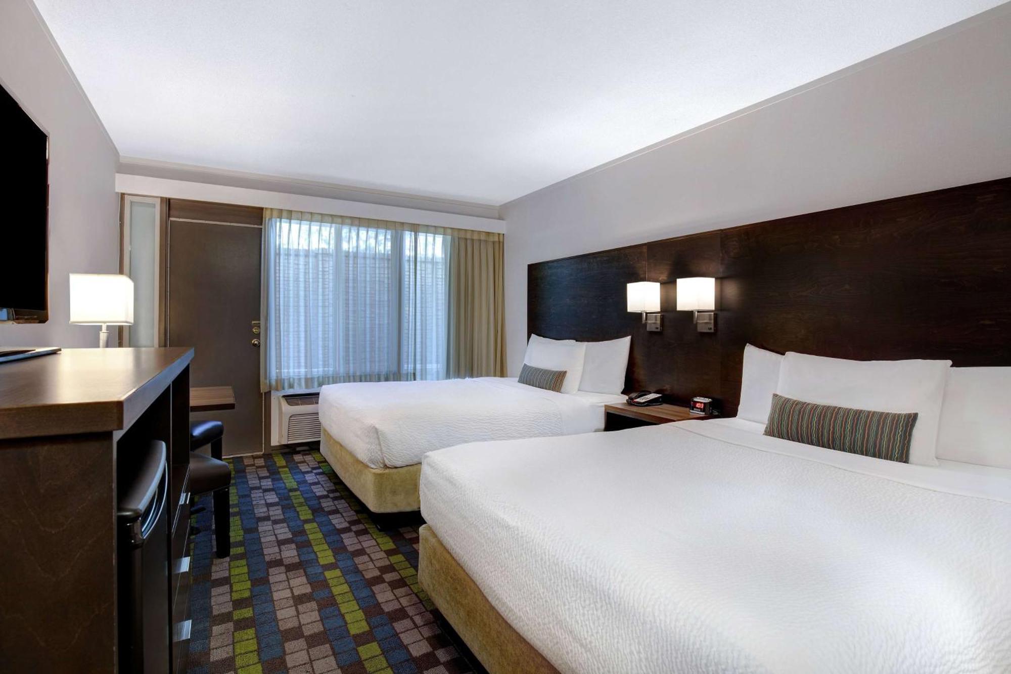 Motel Days By Wyndham Victoria Airport Sidney