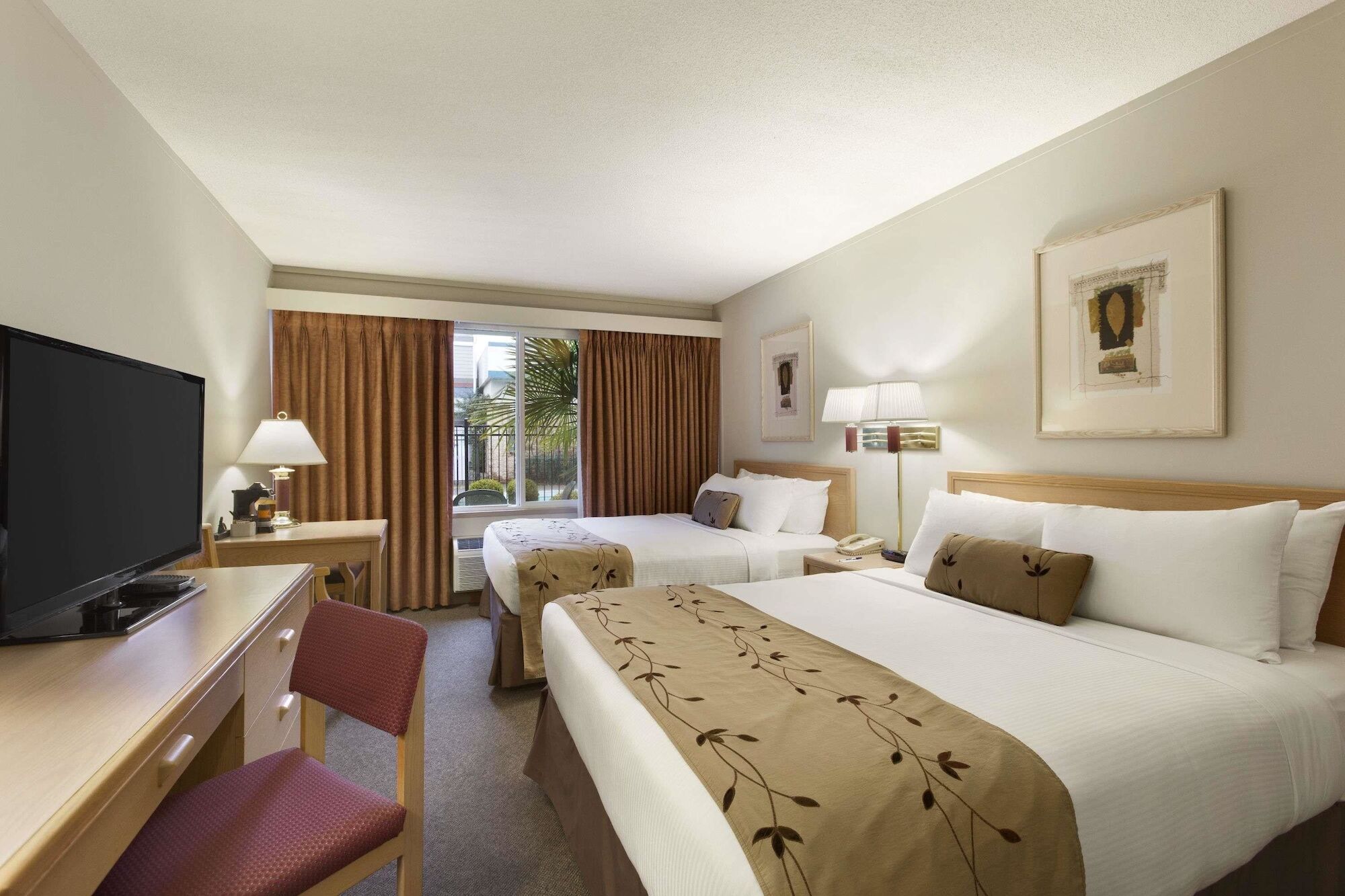 Motel Days By Wyndham Victoria Airport